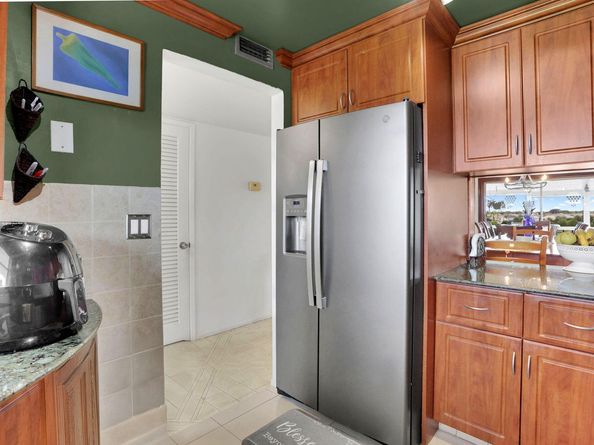 4800 Hillcrest Lane 503, Hollywood FL 33021