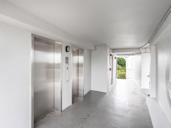 4800 Hillcrest Lane 503, Hollywood FL 33021