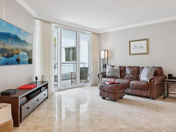 401 SW 4th Ave 301, Fort Lauderdale FL 33315