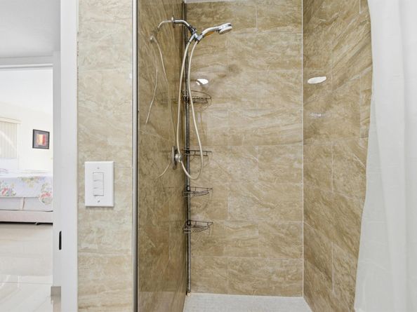 321 Piedmont G, Delray Beach FL 33484