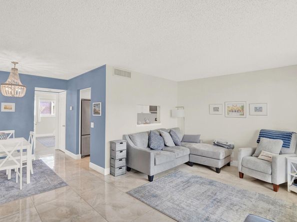 632 Snug Harbor Drive D14, Boynton Beach FL 33435