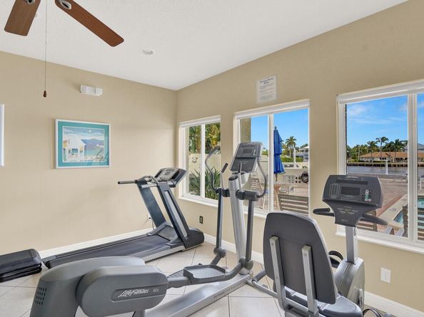 632 Snug Harbor Drive D14, Boynton Beach FL 33435