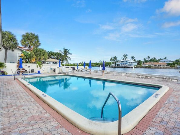 632 Snug Harbor Drive D14, Boynton Beach FL 33435