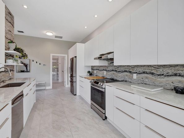 510 S Cortez Dr, Pompano Beach FL 33068