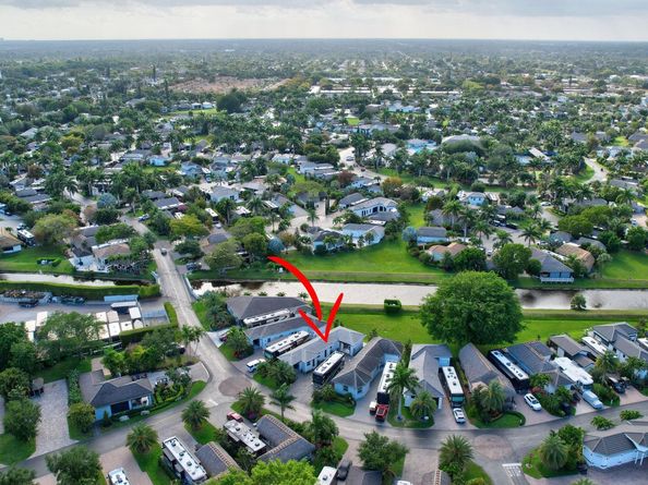 510 S Cortez Dr, Pompano Beach FL 33068