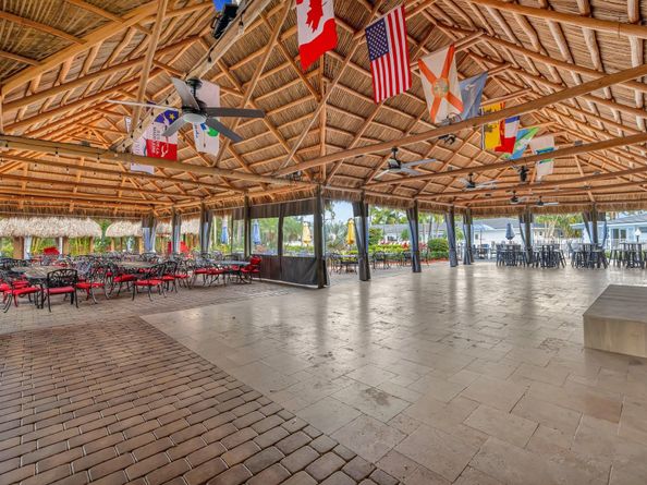 510 S Cortez Dr, Pompano Beach FL 33068