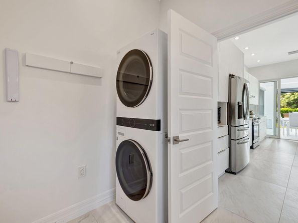 510 S Cortez Dr, Pompano Beach FL 33068