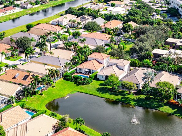 121 Palm Circle, Lake Worth Beach FL 33462