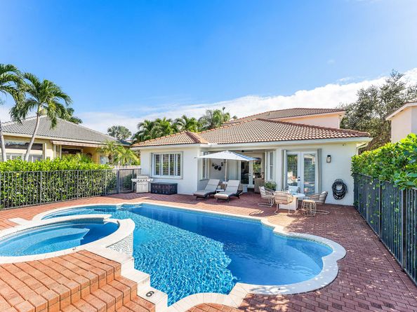 121 Palm Circle, Lake Worth Beach FL 33462