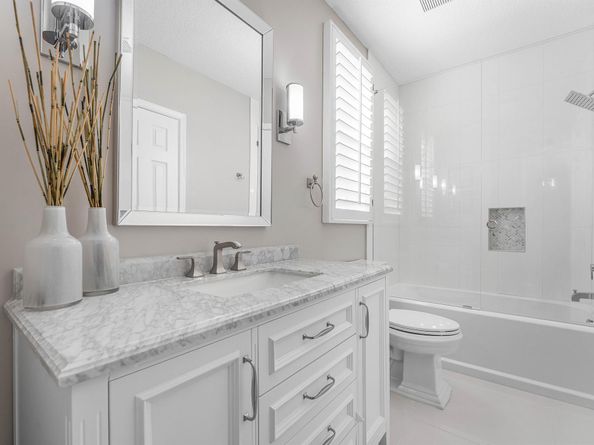 121 Palm Circle, Lake Worth Beach FL 33462