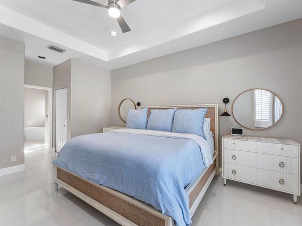 121 Palm Circle, Lake Worth Beach FL 33462