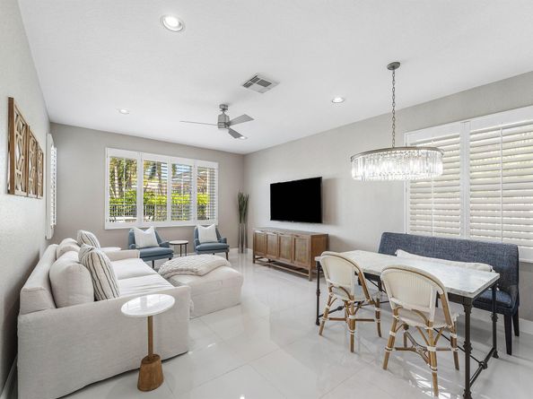 121 Palm Circle, Lake Worth Beach FL 33462