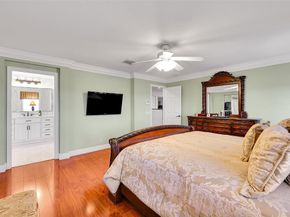 1020 Lavender Cir, Weston FL 33327