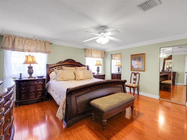 1020 Lavender Cir, Weston FL 33327