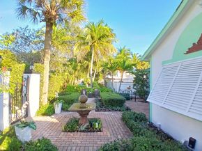 205 18th Avenue N, Lake Worth Beach FL 33460