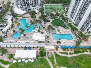 18001 Collins Ave 2806, North Miami Beach FL 33160