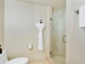 18001 Collins Ave 2806, North Miami Beach FL 33160