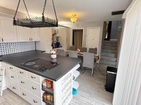 711 Springdale Circle, Palm Springs FL 33461