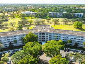 565 Oaks Ln 103, Pompano Beach FL 33069