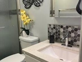 565 Oaks Ln 103, Pompano Beach FL 33069