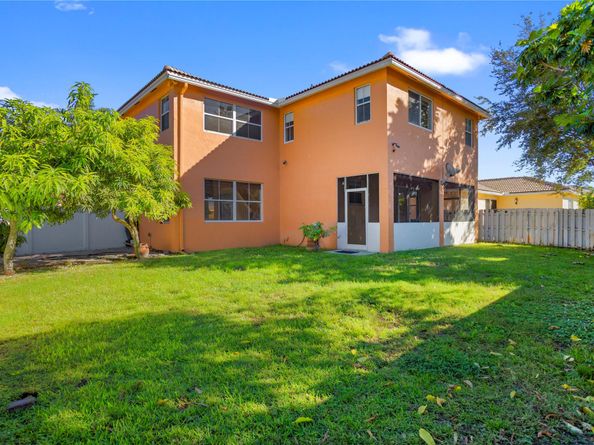 2704 SW 128th Ave, Miramar FL 33027