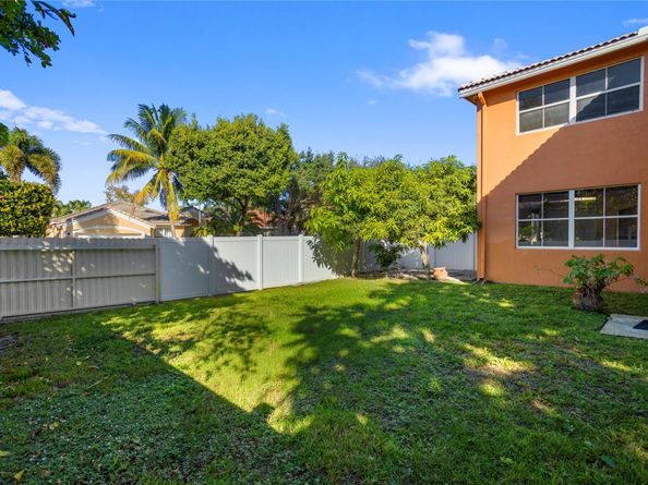 2704 SW 128th Ave, Miramar FL 33027