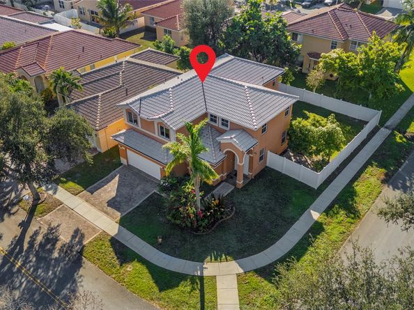 2704 SW 128th Ave, Miramar FL 33027