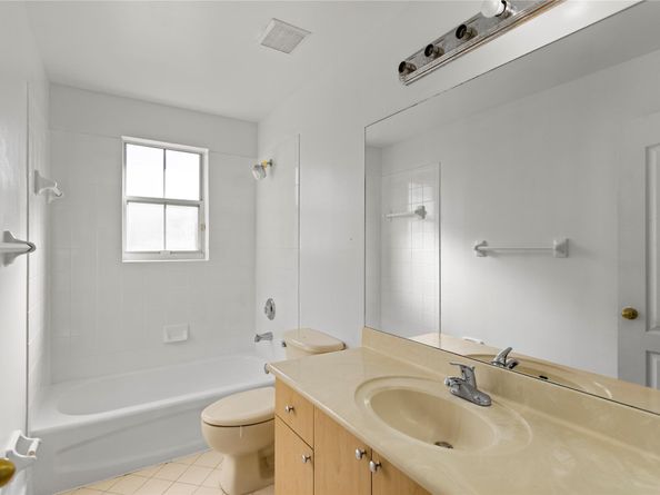 2704 SW 128th Ave, Miramar FL 33027