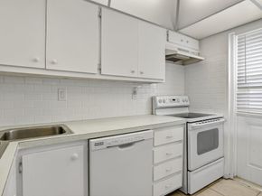 1319 E Hillsboro Blvd 110, Deerfield Beach FL 33441