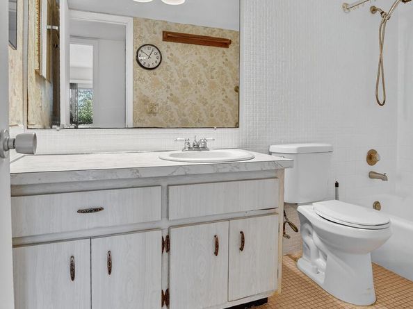 1319 E Hillsboro Blvd 110, Deerfield Beach FL 33441