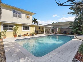 108 SE 14th Ct, Deerfield Beach FL 33441