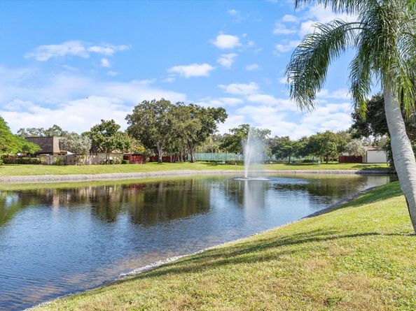 2897 SW 22nd Circle 44b, Delray Beach FL 33445