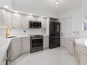 3111 NE 51st St 403C, Fort Lauderdale FL 33308