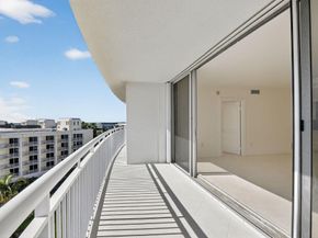 2780 S Ocean Boulevard 703, Palm Beach FL 33480