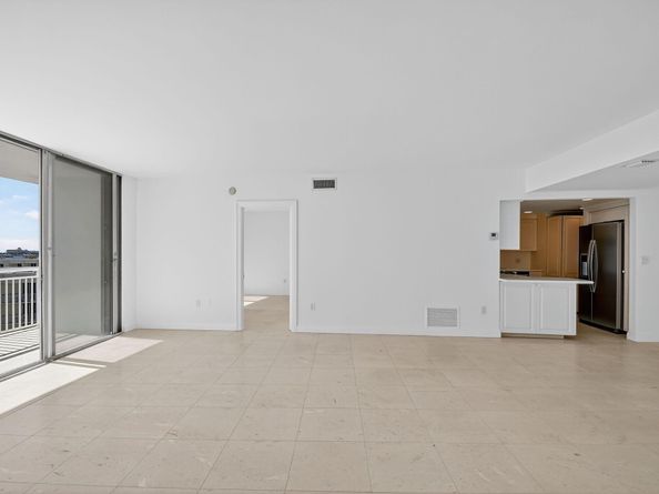 2780 S Ocean Boulevard 703, Palm Beach FL 33480