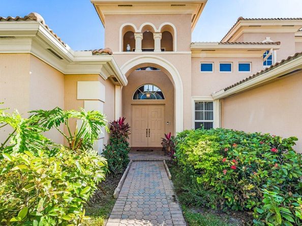 2957 Fontana Place, Royal Palm Beach FL 33411