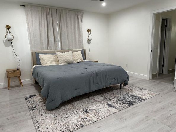 5900 SW 17th St, Plantation FL 33317