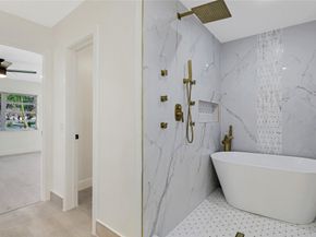 5900 SW 17th St, Plantation FL 33317