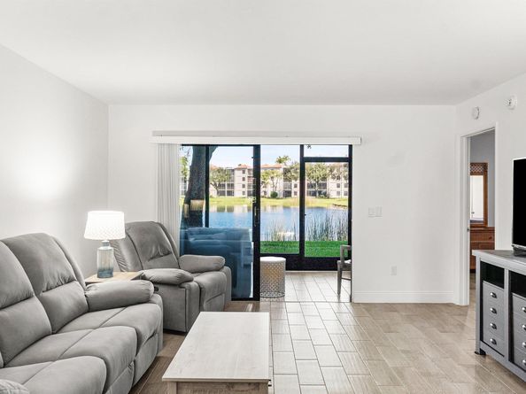 6149 Pointe Regal Circle 108, Delray Beach FL 33484