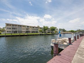 427 Golden Isles Dr 14B, Hallandale Beach FL 33009