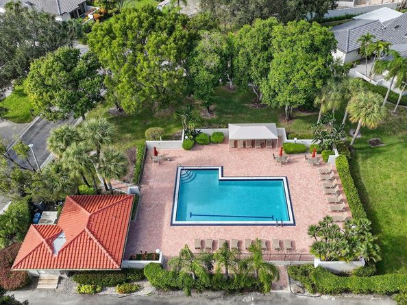 54 Bristol Drive, Boynton Beach FL 33436