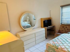 3081 NW 47th Ter 206, Lauderdale Lakes FL 33313