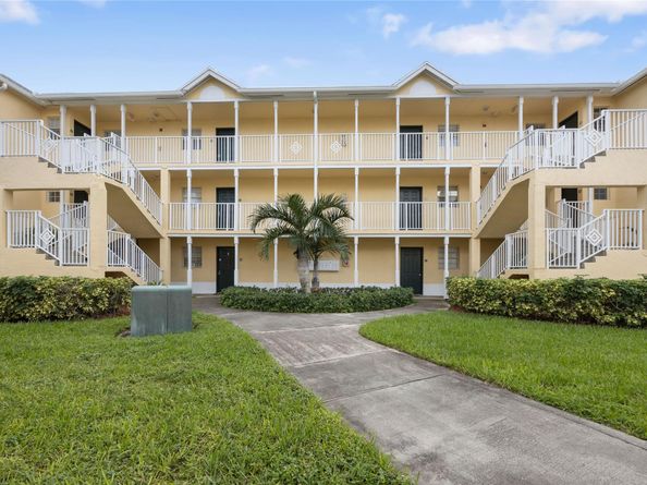 Undisclosed Address #FX-10531640, Boca Raton FL 33433