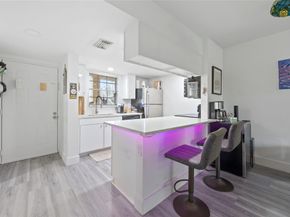 Undisclosed Address #FX-10531640, Boca Raton FL 33433