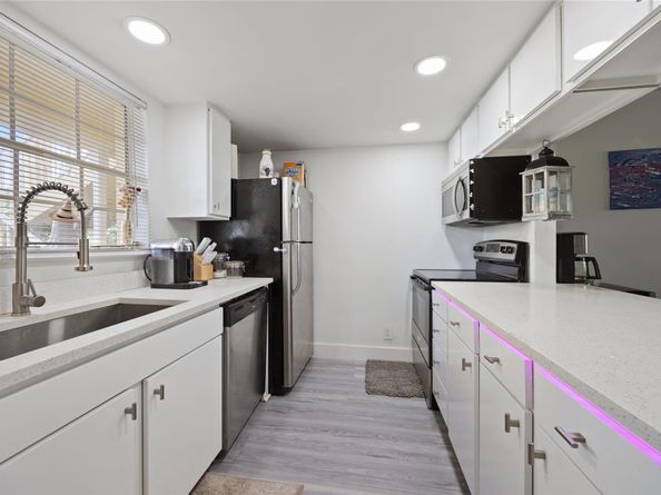 Undisclosed Address #FX-10531640, Boca Raton FL 33433