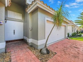 8540 NW 46th Dr, Coral Springs FL 33067