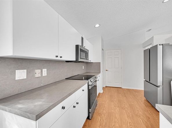 8540 NW 46th Dr, Coral Springs FL 33067