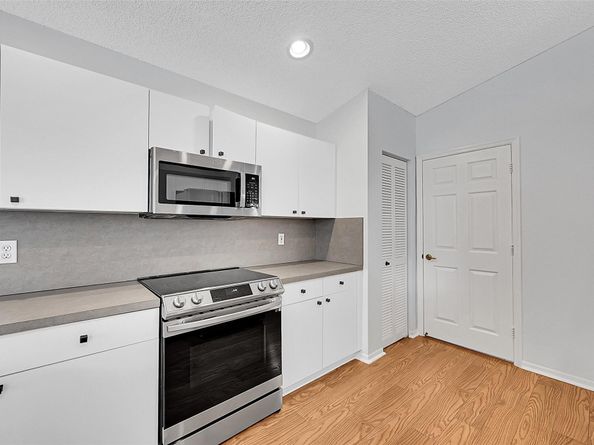 8540 NW 46th Dr, Coral Springs FL 33067