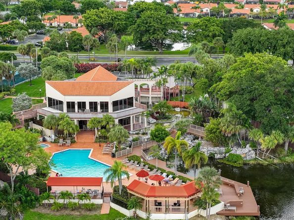206 Congressional Way 206, Deerfield Beach FL 33442