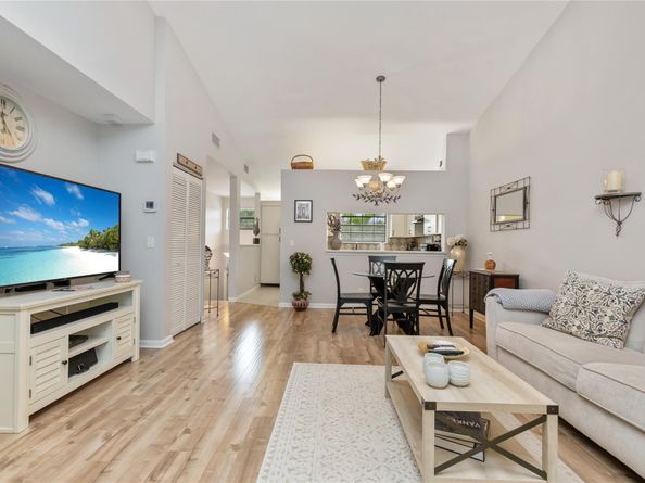 206 Congressional Way 206, Deerfield Beach FL 33442